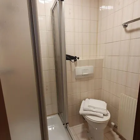 Neufangbauer, Familie Sabine Und Peter Hauser Farmház