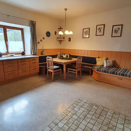 Neufangbauer, Familie Sabine Und Peter Hauser Farm stay *