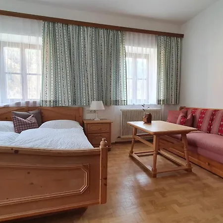 Neufangbauer, Familie Sabine Und Peter Hauser Farm stay Dorfgastein