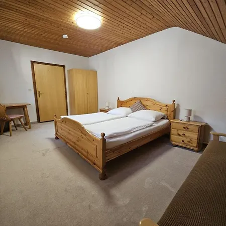 Neufangbauer, Familie Sabine Und Peter Hauser Séjour à la ferme
